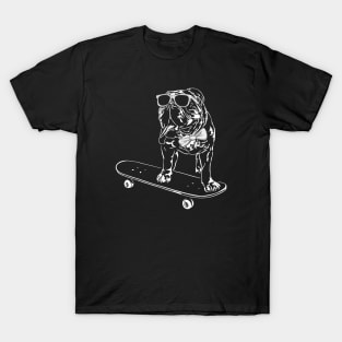 Funny British Bulldog dog English Bulldog skateboarding T-Shirt